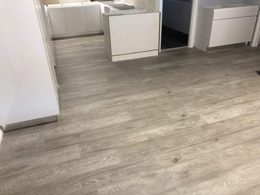 Kronoswiss 12mm Grand Laminate Ecru